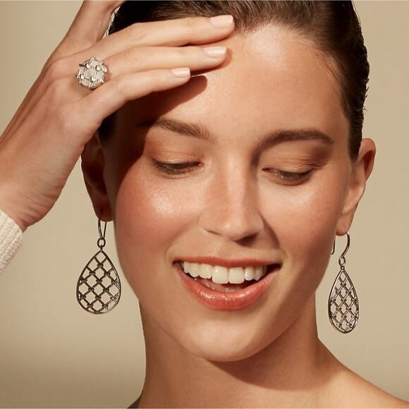 NWT$450 Judith Ripka Isola Tear Drop Oval Sterling Silver Earrings